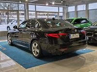 Käytetty Alfa Romeo Giulia Super 200 HP (147 kW) 2017 Musta Sedan