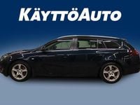 Käytetty Opel Insignia Edition 140 HP (102 kW) 2015 Vihreä Farmari