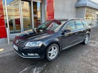 käytetty VW Passat Variant Highline 2,0 TDI 103 kW (140 hv) BlueMotion Technology DSG-automaatti - Panoraama, Webasto, Vetokoukku, Pysäköintitutkat, Nahka-Alcantara verhoilu, Automaatti-ilmastointi!