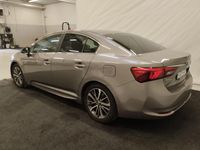 Käytetty Toyota Avensis Active 143 HP (105 kW) 2016 Sedan