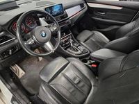 Käytetty BMW 225 Active Tourer M Sport 224 HP (164 kW) 2016 Valkoinen Tila-auto
