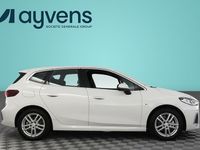 Käytetty BMW 225 Active Tourer M Sport 245 HP (180 kW) 2023 Valkoinen Tila-auto