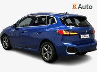 Käytetty BMW 225 Active Tourer M Sport 245 HP (180 kW) 2024 Met. sininen Tila-auto