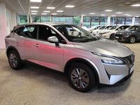 Käytetty Nissan Qashqai Visia 140 HP (102 kW) 2021 Hopea Katumaasturi