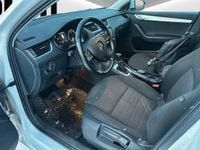 Käytetty Skoda Octavia Elegance 105 HP (77 kW) 2015 Viistoperä