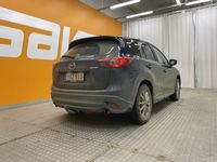 käytetty Mazda CX-5 2,0 SKYACTIV-G Premium Plus AWD ** 2-Om Suomi-Auto / Merkkihuollettu / Navi / BLIS / LED / Lohkolämmitin / Koukku **