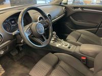 käytetty Audi A3 Sedan Pro Business Sport Edition 20 TFSI 140 kW quattro S tronic **1 Omist ACC Vetokoukku Led**