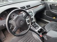 käytetty VW Passat Variant Highline 2,0 TDI 103 kW (140 hv) BlueMotion Technology 4MOTION**Myydään Huutokaupat.com**