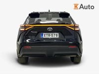 Käytetty Toyota bZ4X Executive 252 kW (343 HP) 2025 Musta Katumaasturi