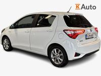 Käytetty Toyota Yaris Hybrid Business Edition 101 HP (74 kW) 2020 Viistoperä