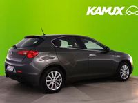 Käytetty Alfa Romeo Giulietta 120 HP (88 kW) 2011 Hopea / harmaa Sedan