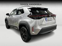 Käytetty Toyota Yaris Cross Plus 116 HP (85 kW) 2025 Hopea Katumaasturi