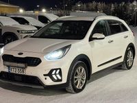 Käytetty Kia Niro Platinum 140 HP (102 kW) 2021 Valkoinen Katumaasturi