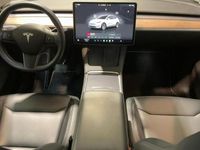 Käytetty Tesla Model Y 258 kW (351 HP) 2024 Katumaasturi