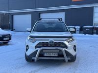 Käytetty Toyota RAV4 Hybrid Premium 222 HP (163 kW) 2019 Katumaasturi
