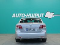 käytetty Toyota Avensis 1,8 Valvematic Linea Sol 4ov Multidrive S ** Juuri tullut / Autom.ilmastointi / Lohkolämmitin / Käsiraha alk.0e **