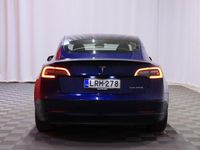 Käytetty Tesla Model 3 Performance 461 kW (627 HP) 2022 Sedan