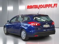 Käytetty Ford Focus Trend 101 HP (74 kW) 2016 Sininen Farmari