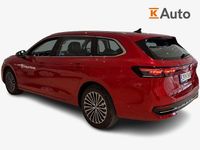 Käytetty VW Passat Elegance 204 HP (150 kW) 2025 Punainen Farmari