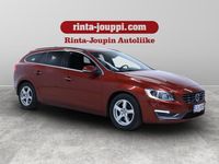 käytetty Volvo V60 D4 Business - Merkkiliikkeen huoltokirja, Navigointi, Vetokoukku, Xenon, Peruutustutka, Digimittaristo, Webasto, Kahdet renkaat