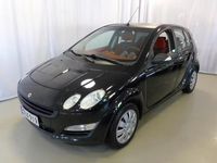 Käytetty Smart ForFour 95 HP (69 kW) 2006 Musta Viistoperä