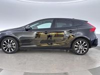 Käytetty Volvo V40 Business Edition 122 HP (89 kW) 2019 Farmari