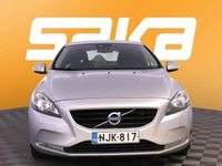 Käytetty Volvo V40 Kinetic 120 HP (88 kW) 2014 Viistoperä