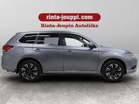 käytetty Mitsubishi Outlander P-HEV Active Intense 4WD 5P - Etusi 4 453€! Tehdastakuu voimassa 08/2025 saakka tai 100 tkm!