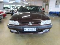 Käytetty Peugeot 605 132 HP (97 kW) 1998 Met. punainen Sedan