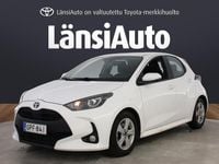 Käytetty Toyota Yaris Hybrid Active 116 HP (85 kW) 2022 Valkoinen Viistoperä