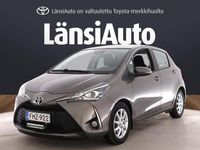 Käytetty Toyota Yaris Multidrive S 112 HP (82 kW) 2017 Harmaa Viistoperä
