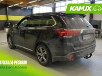 Käytetty Mitsubishi Outlander P-HEV Instyle 184 HP (135 kW) 2018 Musta Sedan