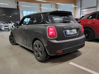 Käytetty Mini Cooper SE Essential 135 kW (184 HP) 2023 Musta Viistoperä