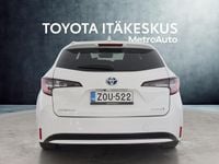 Käytetty Toyota Corolla Edition 122 HP (89 kW) 2023 Valkoinen Farmari