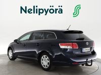 käytetty Toyota Avensis 1,8 Valvematic Linea Sol Wagon - **Vetokoukku, huollettu**