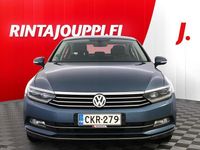 Käytetty VW Passat Highline 120 HP (88 kW) 2017 Sininen Sedan