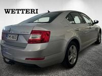 Käytetty Skoda Octavia Elegance 150 HP (110 kW) 2014 Hopea Viistoperä