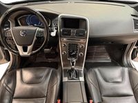 Käytetty Volvo XC60 Summum 190 HP (139 kW) 2016 Katumaasturi