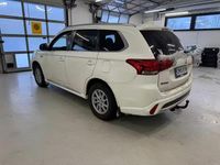 Käytetty Mitsubishi Outlander P-HEV 121 HP (88 kW) 2016 Farmari