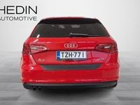 Käytetty Audi A3 Sportback Business 140 HP (102 kW) 2014 Punainen Viistoperä