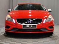 käytetty Volvo S60 T3 R-Design / Cruise / Tutkat / BT / Xenon / Lohko / Premium sound