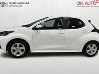 Käytetty Toyota Yaris Active 114 HP (83 kW) 2023 Valkoinen Viistoperä