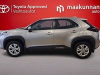 Käytetty Toyota Yaris Cross Active 116 HP (85 kW) 2022 Hopea Katumaasturi