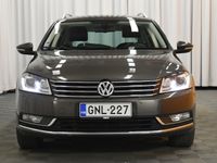 käytetty VW Passat Variant Highline 1,4 TSI EcoFuel 110 kW DSG ** Webasto / P.Kamera / Sporttinahat / Koukku / Juuri tullut! **