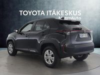 Käytetty Toyota Yaris Cross 116 HP (85 kW) 2024 Musta Katumaasturi