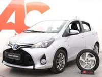 Käytetty Toyota Yaris Hybrid Active 73 HP (53 kW) 2016 Hopea Viistoperä