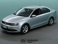Käytetty VW Jetta Comfortline 122 HP (89 kW) 2013 Harmaa Sedan