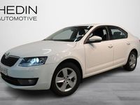 Käytetty Skoda Octavia Elegance 140 HP (102 kW) 2014 Valkoinen Viistoperä