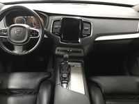 Käytetty Volvo XC90 Inscription 235 HP (172 kW) 2017 Musta Katumaasturi