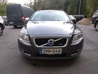 käytetty Volvo V70 2.5 FT R-Design